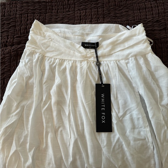 White Fox Infatuated Maxi Skirt White - Picture 3 of 4